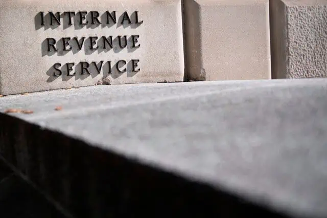 irs plaque